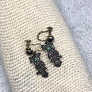 Vintage wise owl screw back statement earrings.